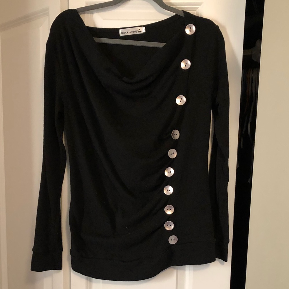 Black long sleeve with button detail